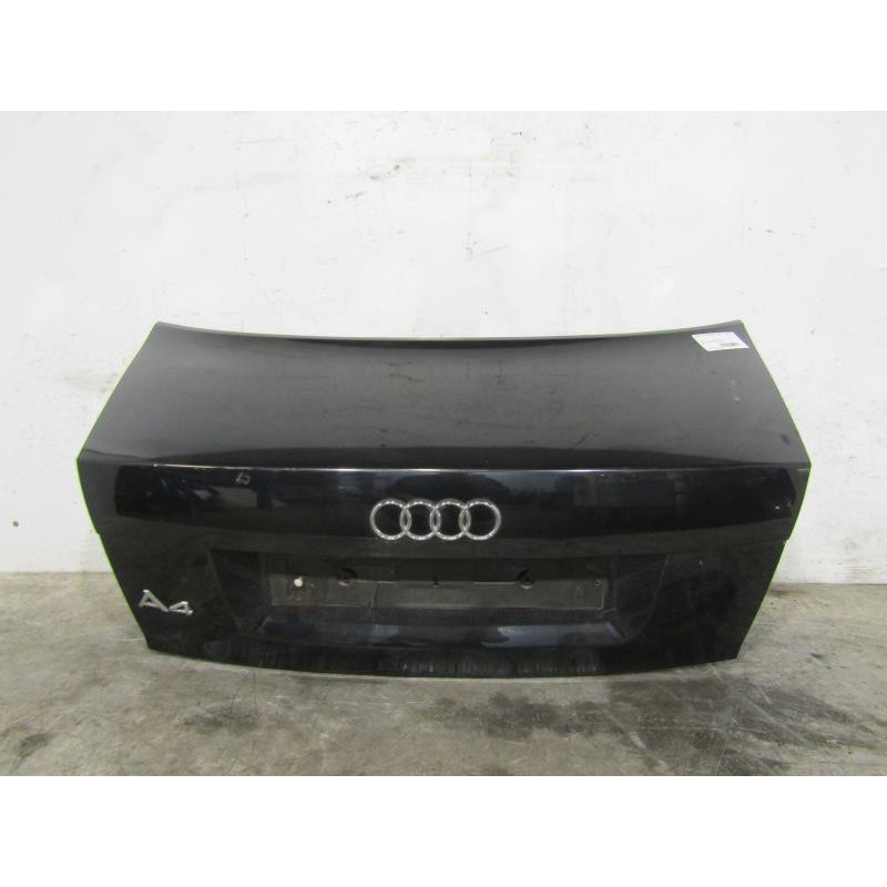 Malle/Hayon arriere AUDI A4 2 Photo n°1