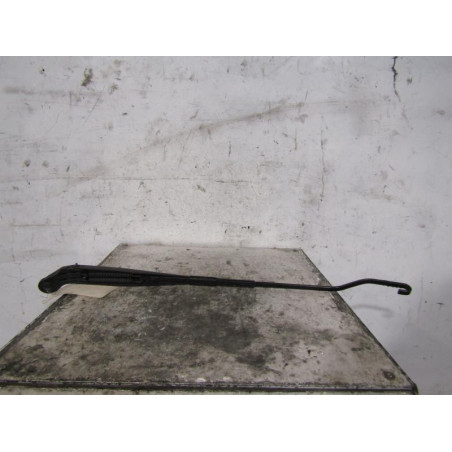 Bras essuie glace avant droit PEUGEOT 605