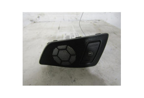 Interrupteur de leve vitre arriere gauche SKODA OCTAVIA 2 Photo n°1