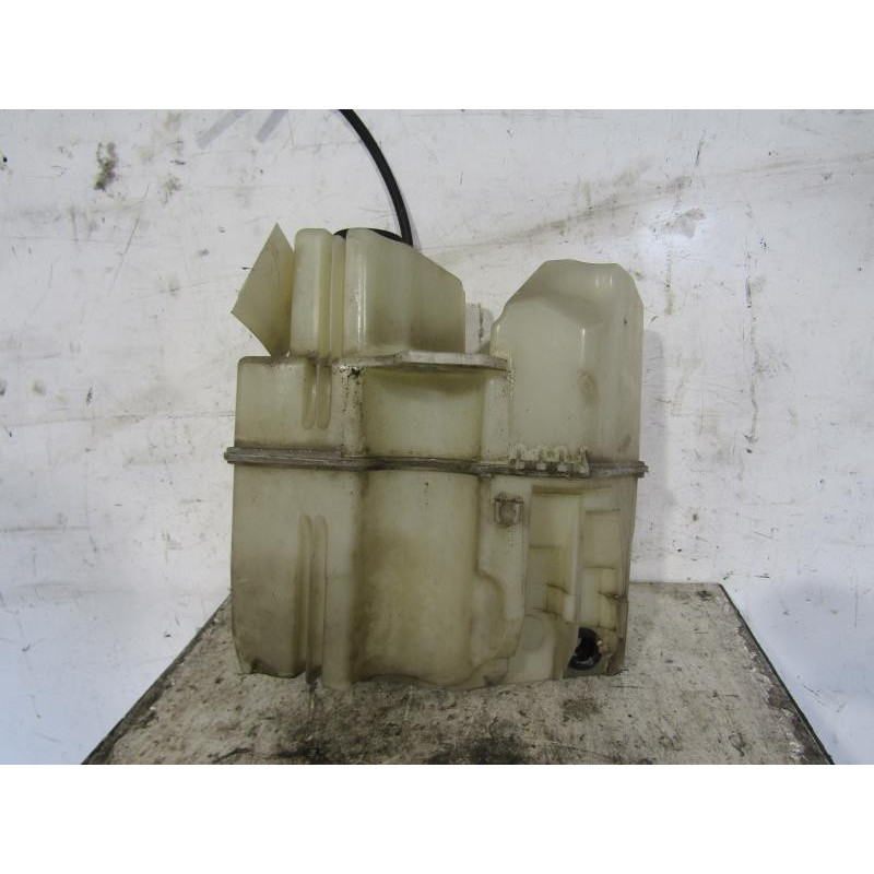 Vase de lave glace VOLVO S 80 1 Photo n°1