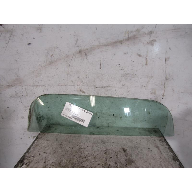 Custode arriere droit FORD EXPLORER 2 Photo n°1