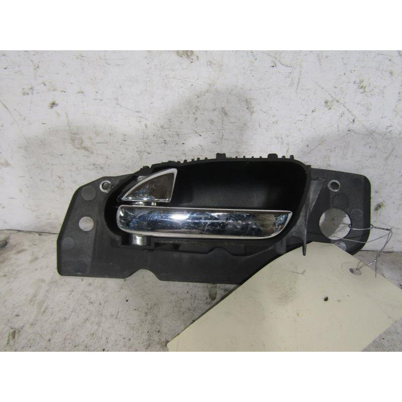 Poignee interieur arriere gauche PEUGEOT 607 Photo n°1