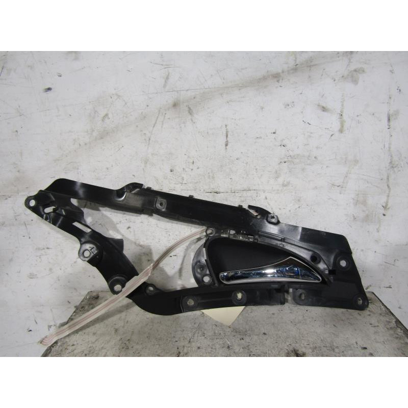Poignee interieur avant droit MERCEDES CLASSE E 211 Photo n°1