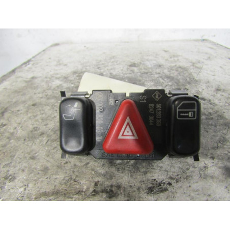 Bouton de warning MERCEDES CLASSE E 210