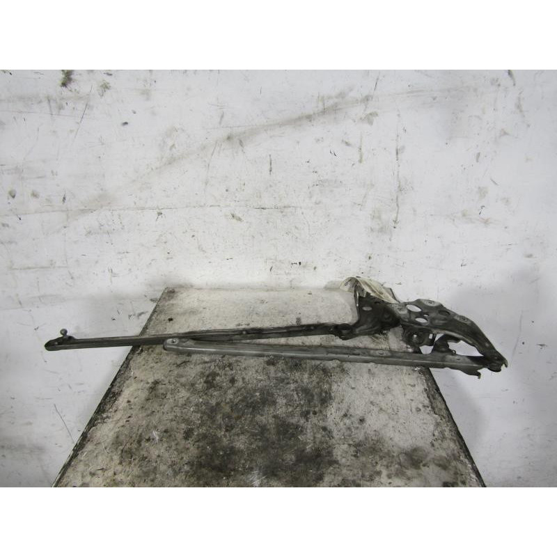 Charniere de capot MERCEDES CLASSE E 210 Photo n°1