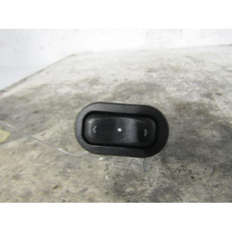 Interrupteur de leve vitre avant droit OPEL ZAFIRA A