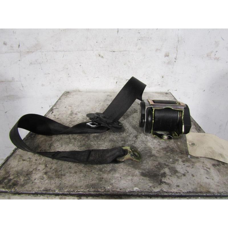 Ceinture avant droit VOLKSWAGEN GOLF 5 Photo n°1