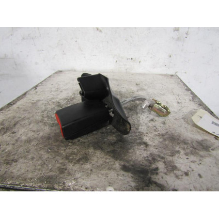 Attache ceinture arriere droit AUDI A4 2