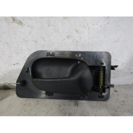 Poignee interieur arriere droit RENAULT LAGUNA 1