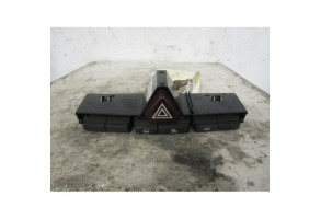 Bouton de warning OPEL CORSA D Photo n°1
