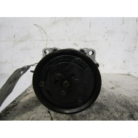 Compresseur clim RENAULT MEGANE 1