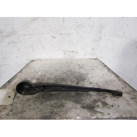 Bras essuie glace arriere AUDI A3 1