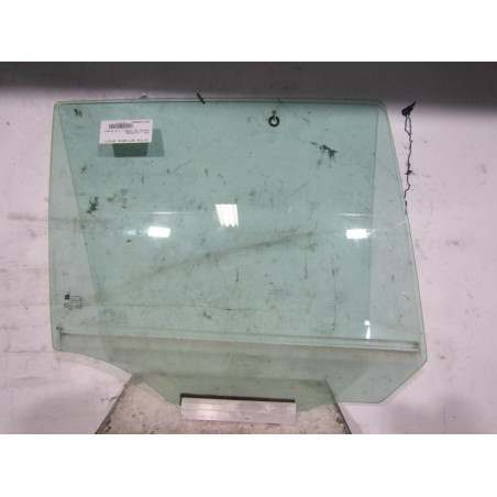 Vitre arriere droit OPEL ZAFIRA B