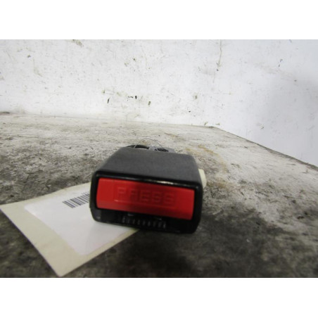 Attache ceinture arriere gauche PEUGEOT 1007