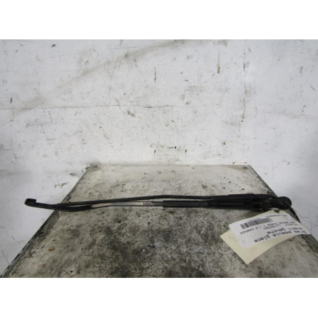 Bras essuie glace avant gauche PEUGEOT 405