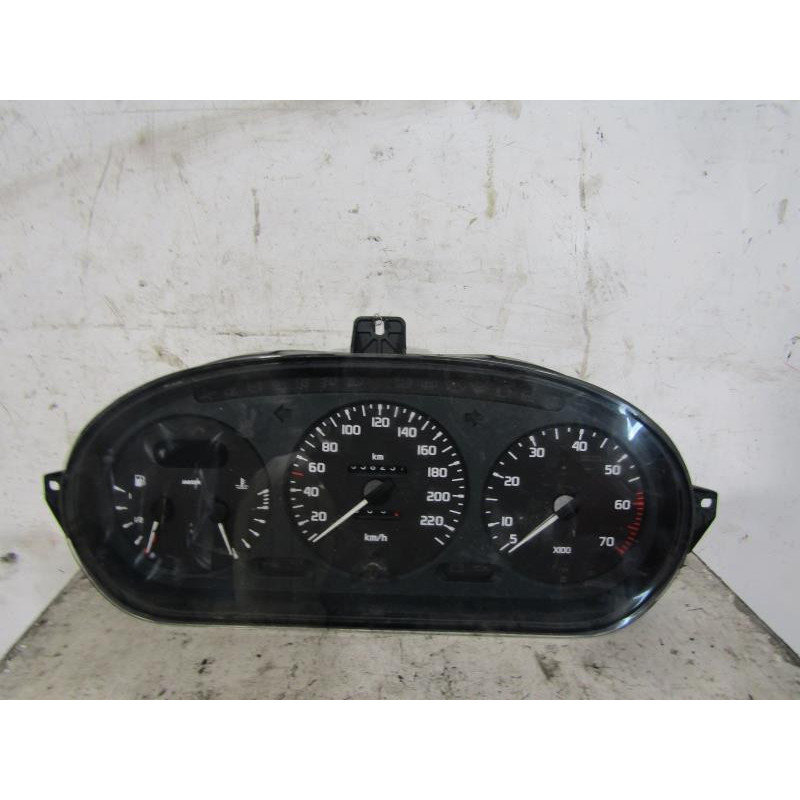 Compteur RENAULT MEGANE 1 Photo n°1