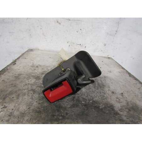 Attache ceinture arriere droit AUDI A4 2