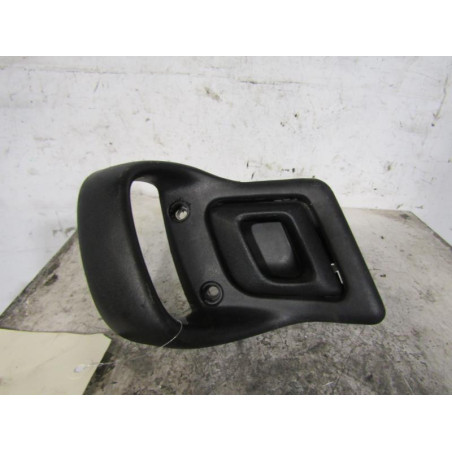 Poignee interieur avant droit SEAT CORDOBA 1