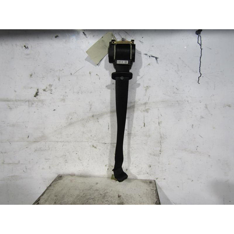 Ceinture arriere droit BMW SERIE 3 E46 Photo n°1