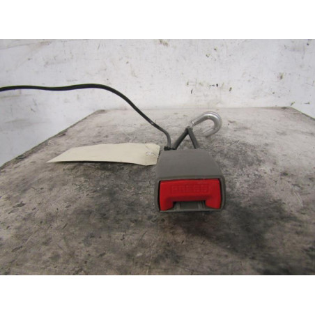 Attache ceinture arriere droit CITROEN C5 1