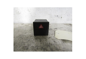 Bouton de warning OPEL MERIVA A Photo n°2