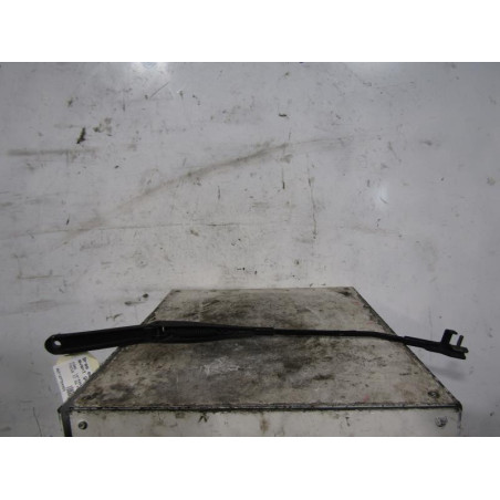 Bras essuie glace avant gauche FORD FOCUS 2