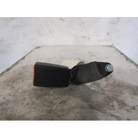 Attache ceinture arriere droit FORD KA 2