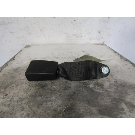 Attache ceinture arriere gauche FORD KA 2
