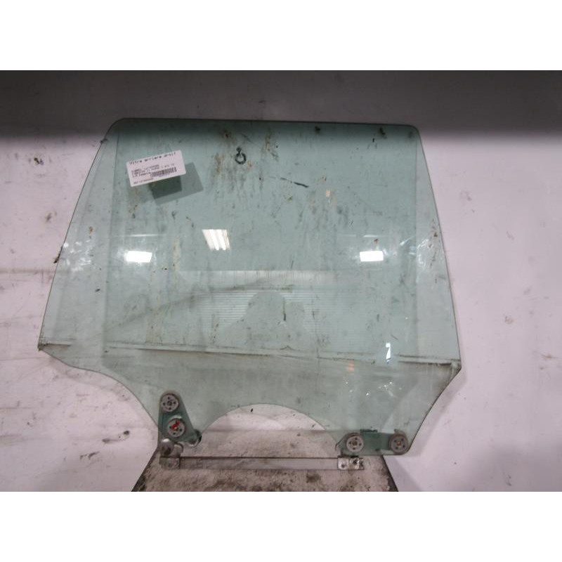 Vitre arriere droit SUBARU FORESTER 2 Photo n°1