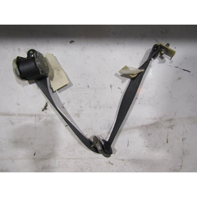 Ceinture arriere gauche SUBARU FORESTER 2 Photo n°1