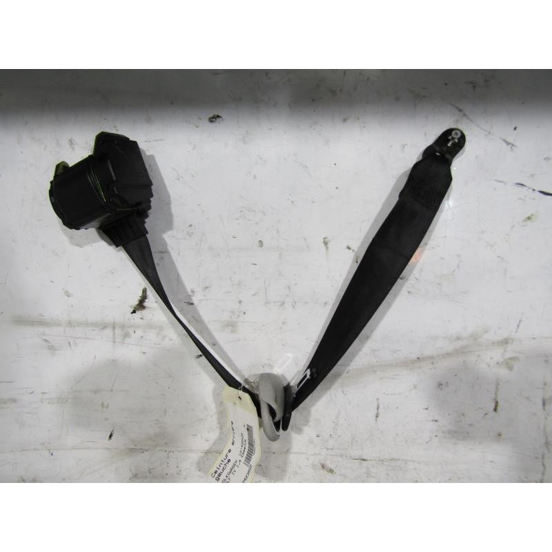 Ceinture arriere gauche VOLKSWAGEN GOLF 4 Photo n°1