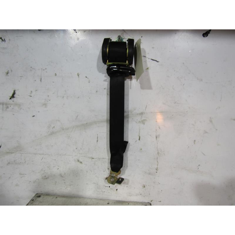 Ceinture arriere droit MERCEDES CLASSE C 202 Photo n°1