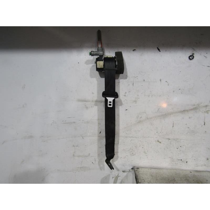 Ceinture arriere gauche VOLVO C 30 Photo n°1