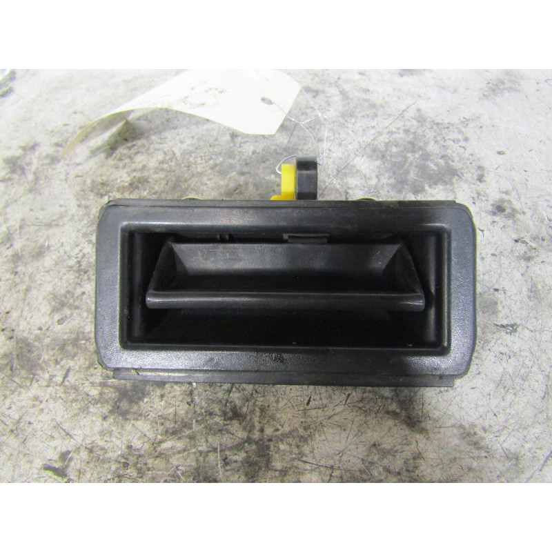 Bouton de coffre KIA RIO 2 Photo n°1