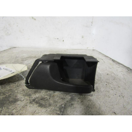 Poignee interieur arriere gauche VOLKSWAGEN GOLF 3