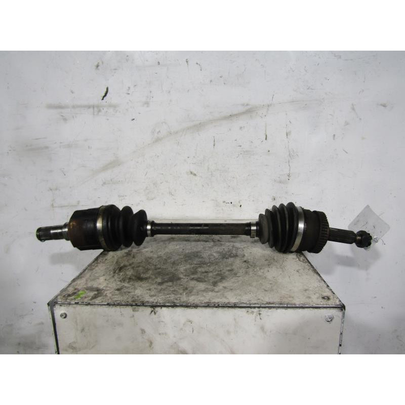Cardan gauche (transmission) KIA CARENS 3 Photo n°1