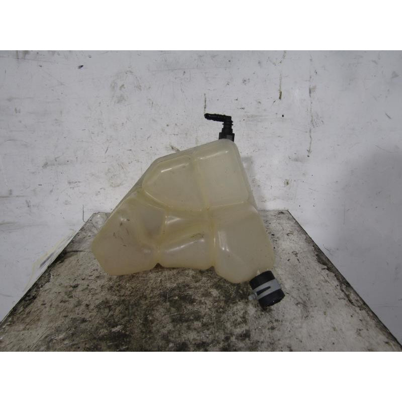Vase d'expansion FORD FUSION Photo n°1