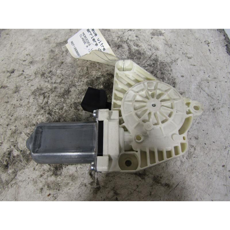 Moteur leve vitre arriere droit MERCEDES CLASSE A 169 Photo n°1