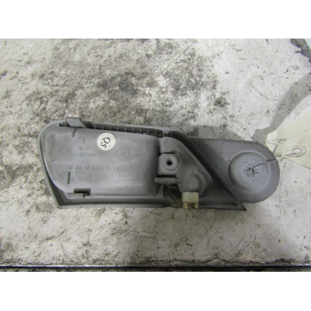 Poignee interieur avant gauche MERCEDES CLASSE C 203