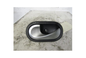 Poignee interieur arriere gauche RENAULT CLIO 3 Photo n°1