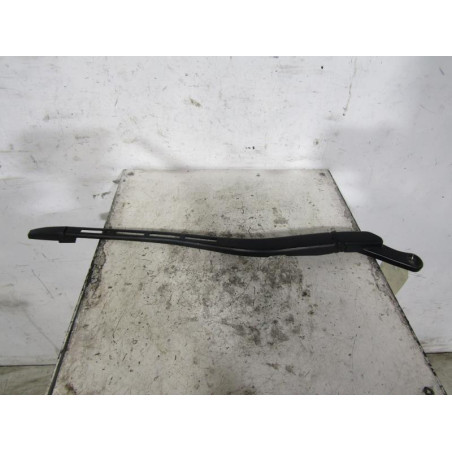 Bras essuie glace avant droit AUDI A6 2