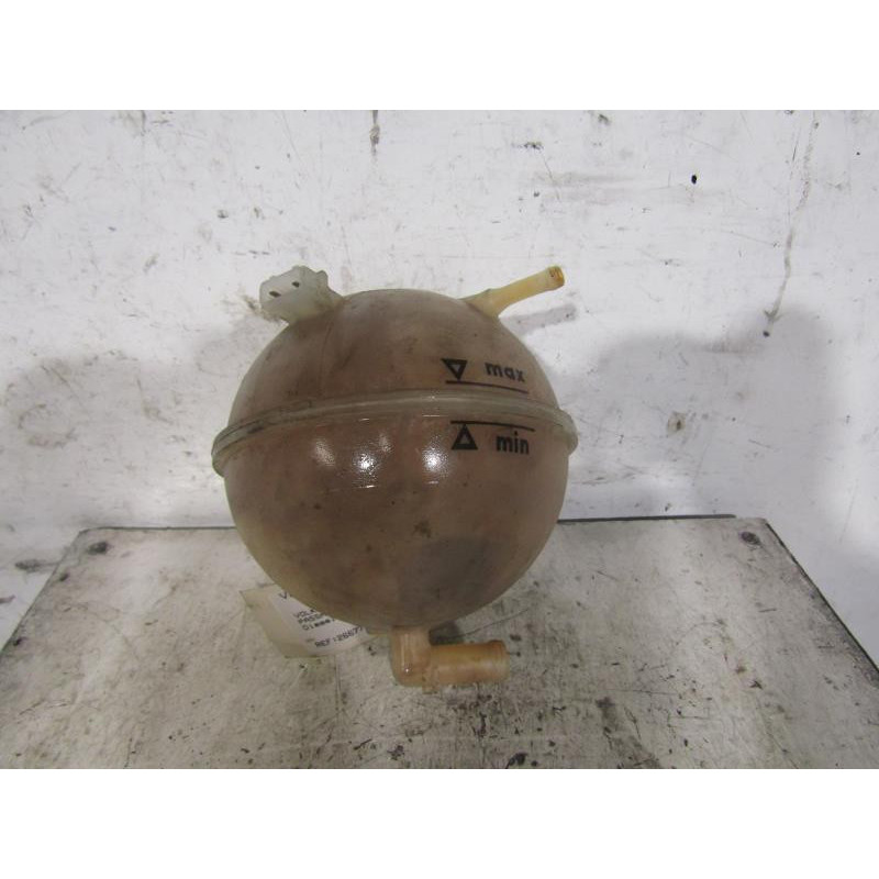 Vase d'expansion VOLKSWAGEN PASSAT 3 Photo n°1