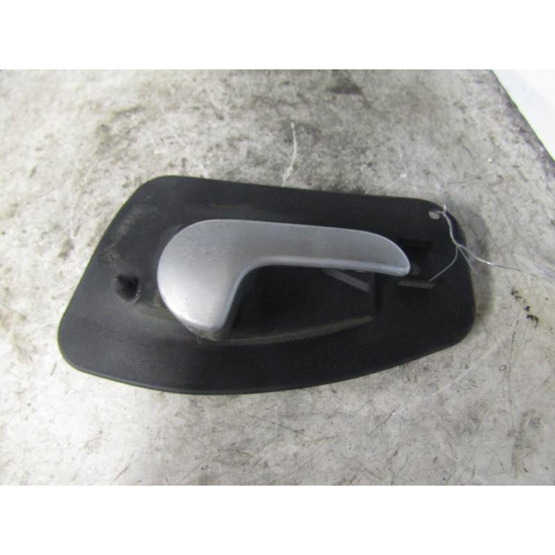 Poignee interieur arriere droit OPEL CORSA C Photo n°1