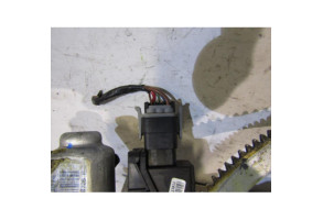 Leve vitre electrique avant droit OPEL CORSA C Photo n°3