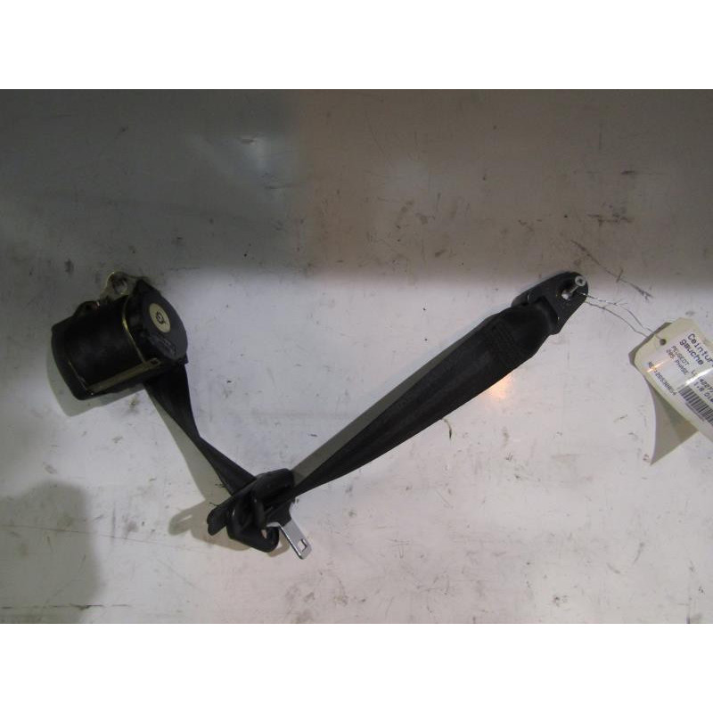Ceinture arriere gauche PEUGEOT 205 Photo n°1