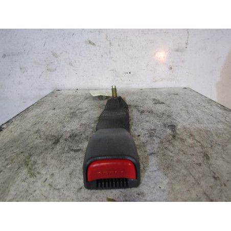 Attache ceinture arriere droit HYUNDAI SANTA FE 1