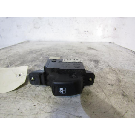 Interrupteur de leve vitre arriere gauche HYUNDAI SANTA FE 1
