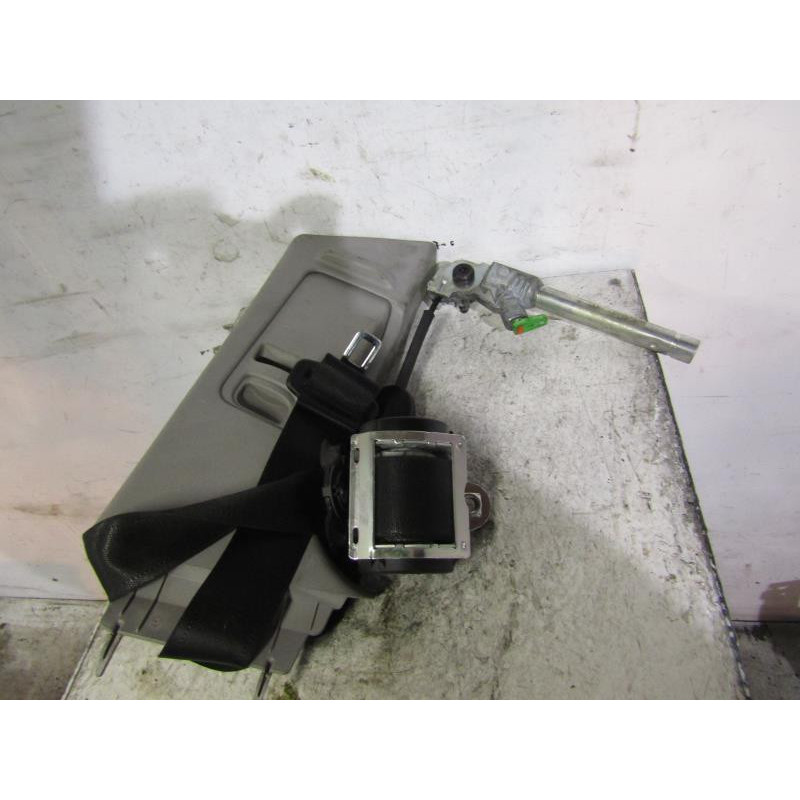 Ceinture avant droit OPEL CORSA D Photo n°1