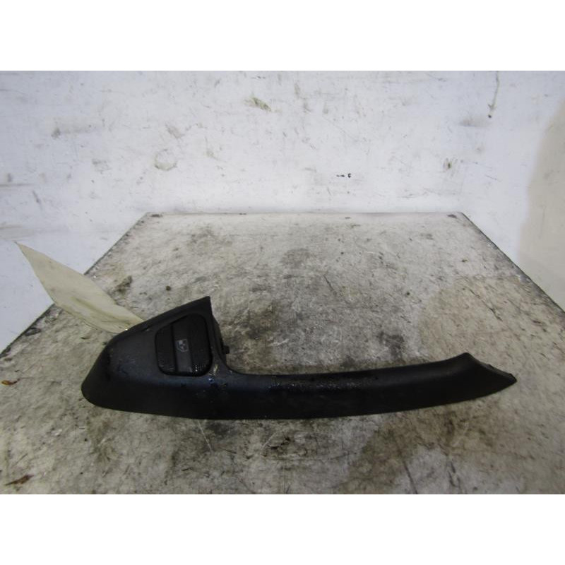 Interrupteur de leve vitre arriere droit VOLKSWAGEN GOLF 3 Photo n°1