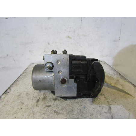 Bloc ABS (freins anti-blocage) TOYOTA COROLLA 10